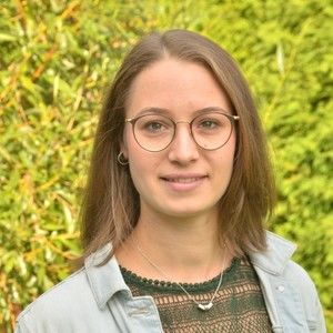 Meet your Posher, Lee